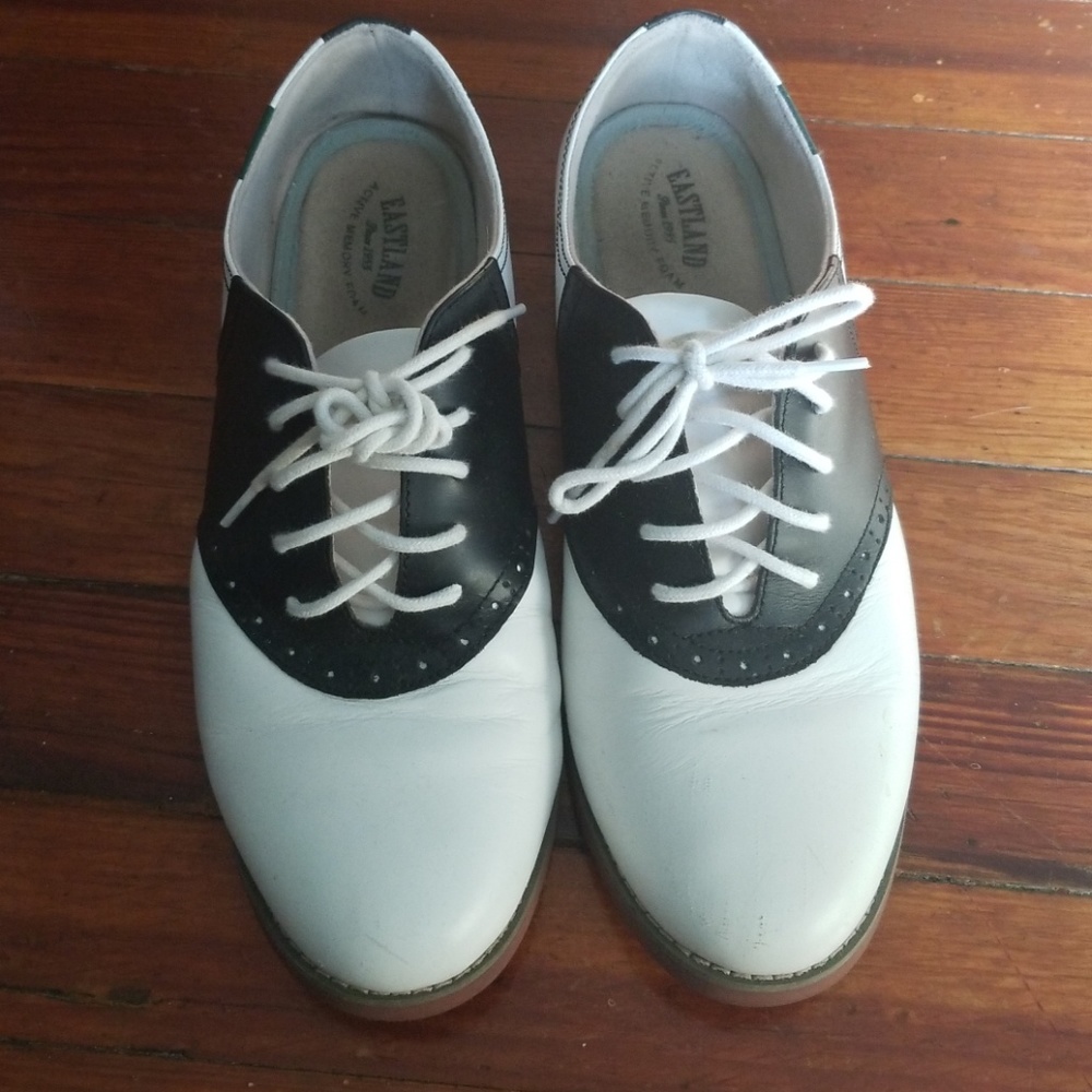 Eastland memory foam Mary janes